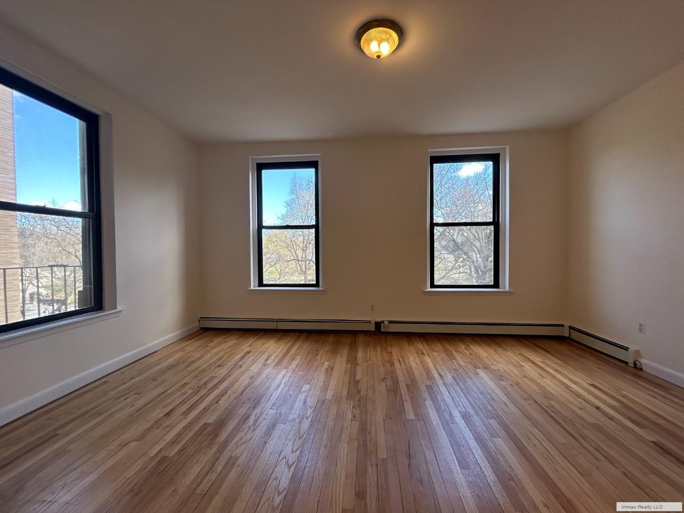 New York Condo: 293 Central Park W