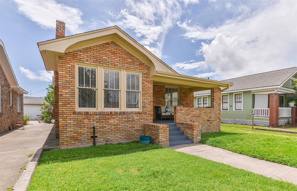 Galveston Condo: 3729 Avenue S 1/2