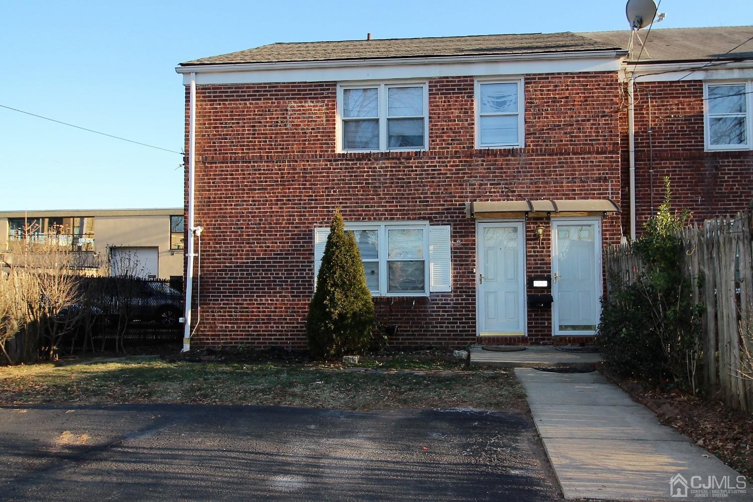 Rahway Condo: 2497 St Georges Ave
