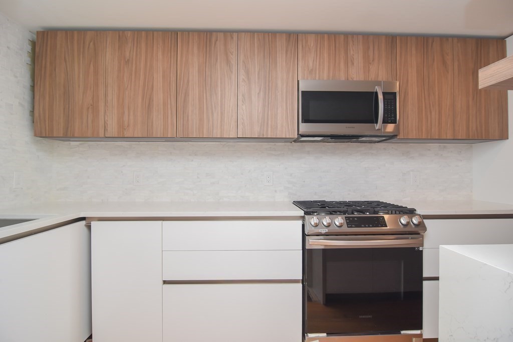 Dedham Condo: 37-49 Arcadia Ave