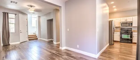 Las Vegas Condo: 7568 Swan Cv Ct