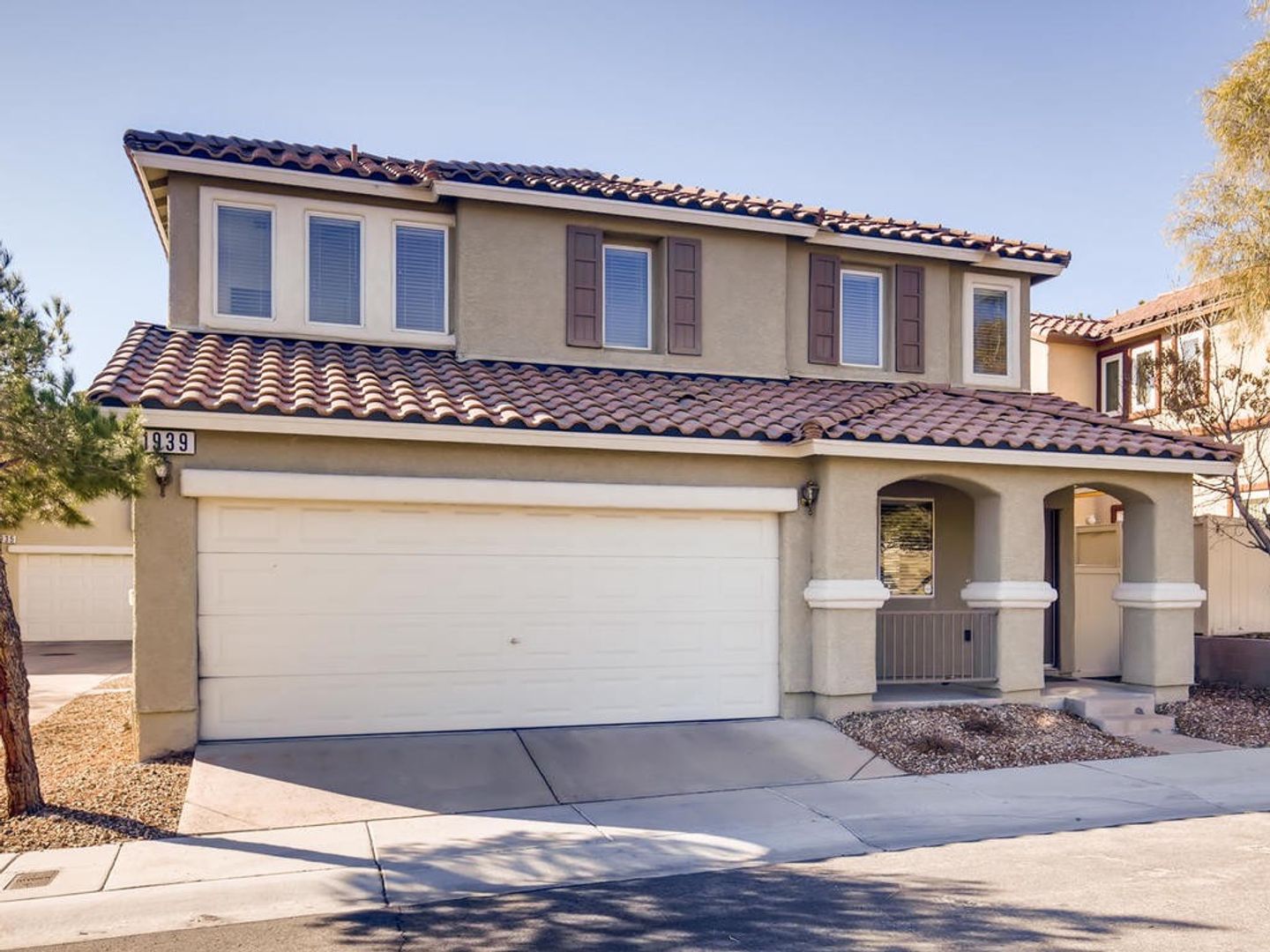 Henderson Condo: 1939 Sundown Cyn Dr