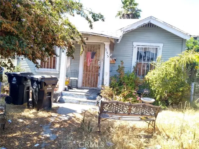 Los Angeles Condo: 355 E 91st St