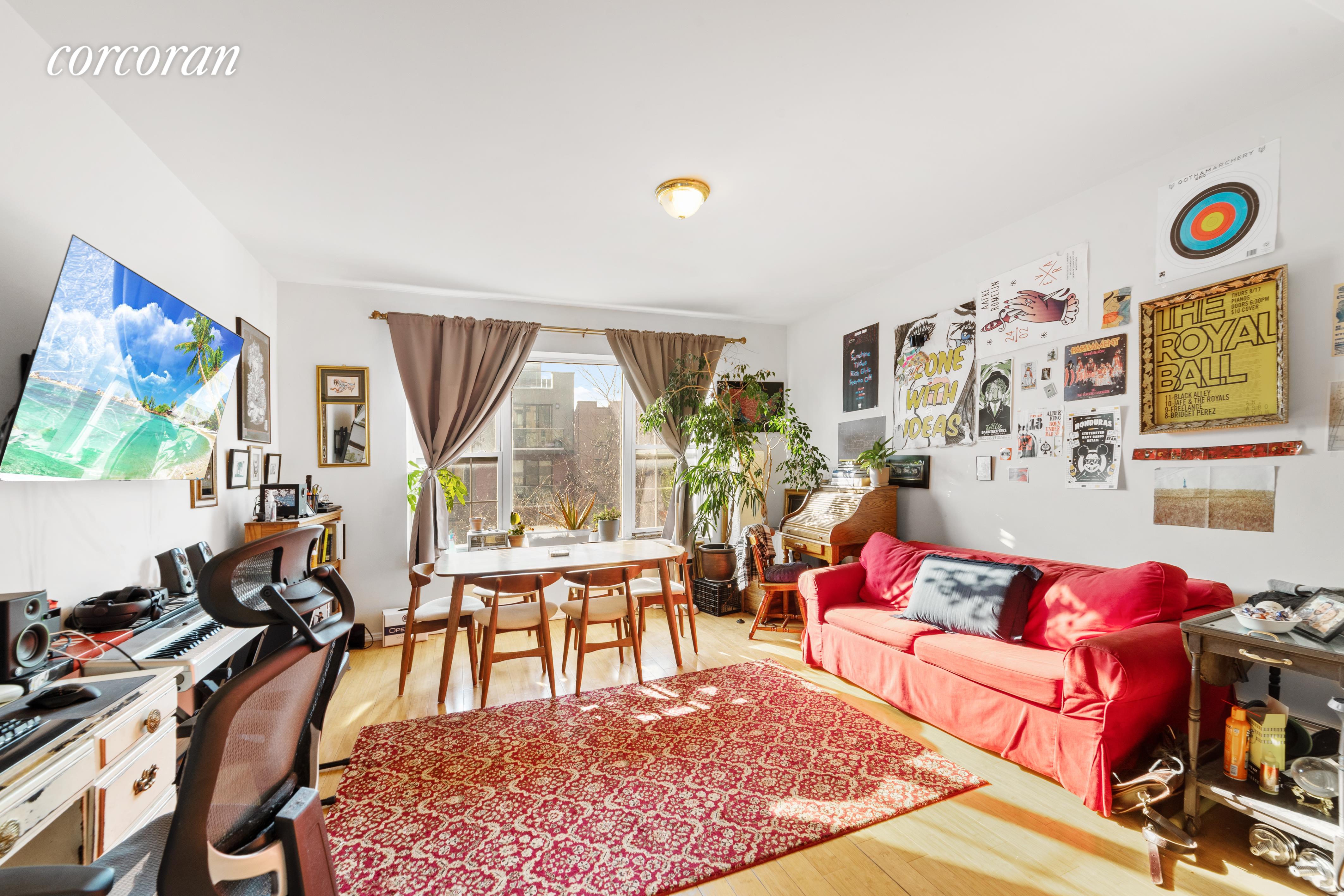 Brooklyn Condo: 221 Montrose Ave