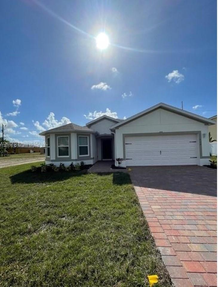 Cape Coral Condo: 712 Northwest 8th Ter