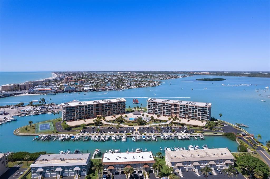 Treasure Island Condo: 1 Key Capri