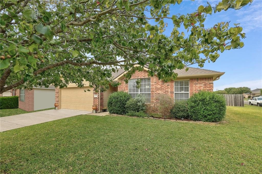 Hutto Condo: 107 North Pauley Dr
