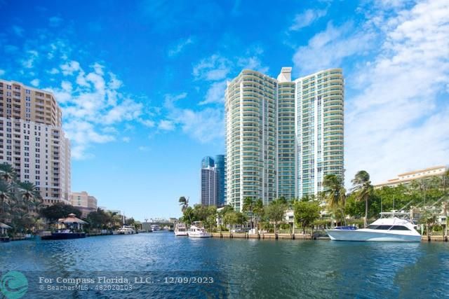 Fort Lauderdale Condo: 347 North New River Dr E