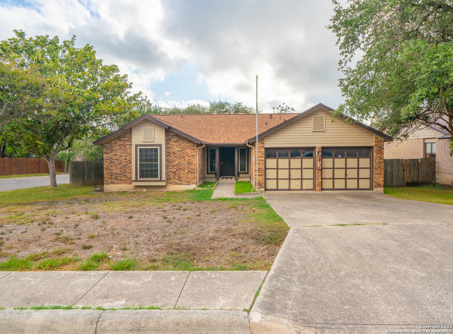 San Antonio Condo: 7618 Benbrook