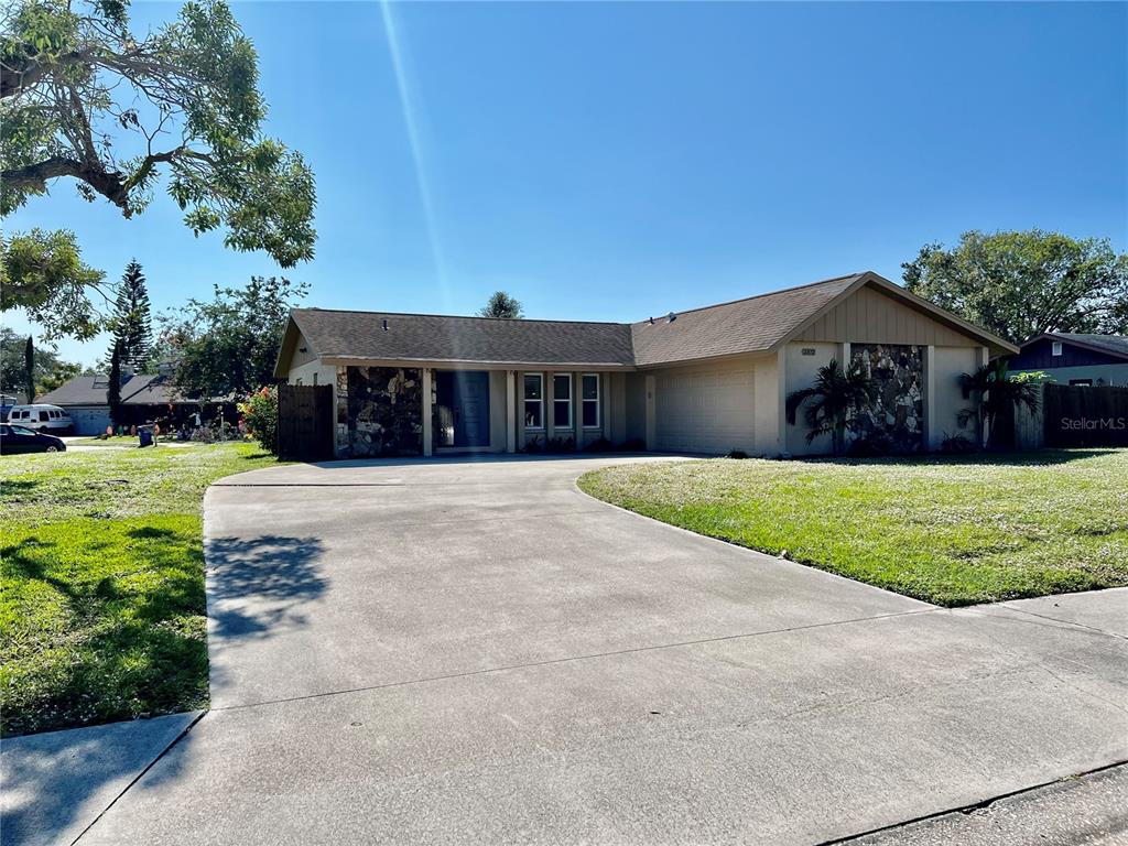 Sarasota Condo: 2812 Indianwood Dr