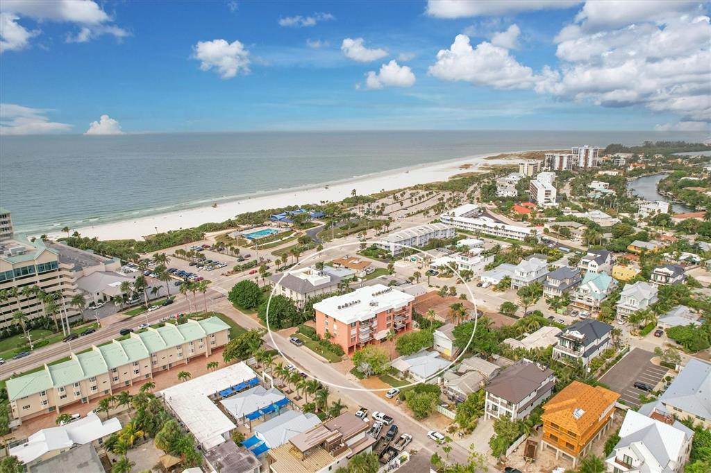 Sarasota Condo: 131 Garfield Dr