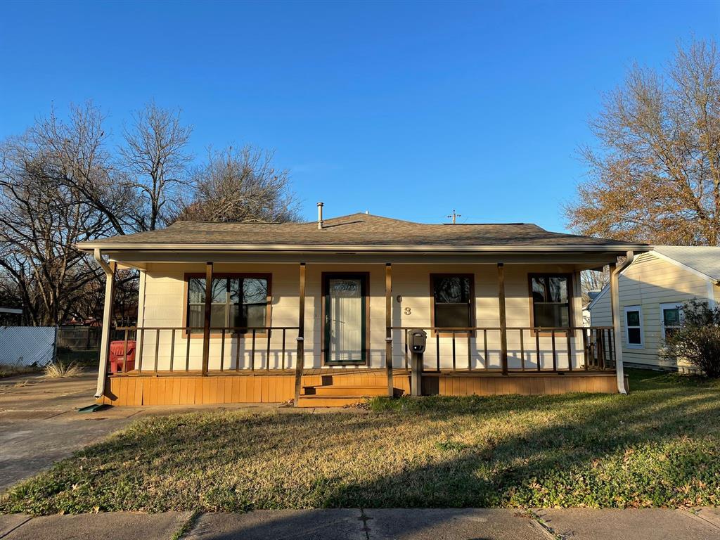 Bonham Condo: 303 Boyd Loop