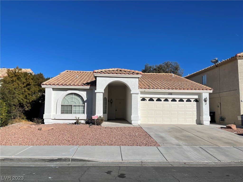 Henderson Condo: 2538 Furnace Crk Ave
