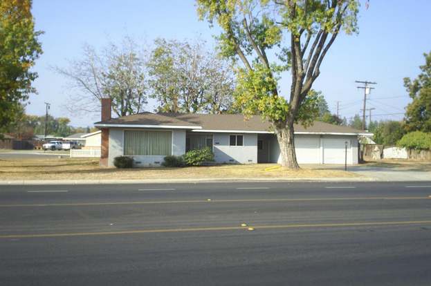 Tulare Condo: 201 N Laspina St