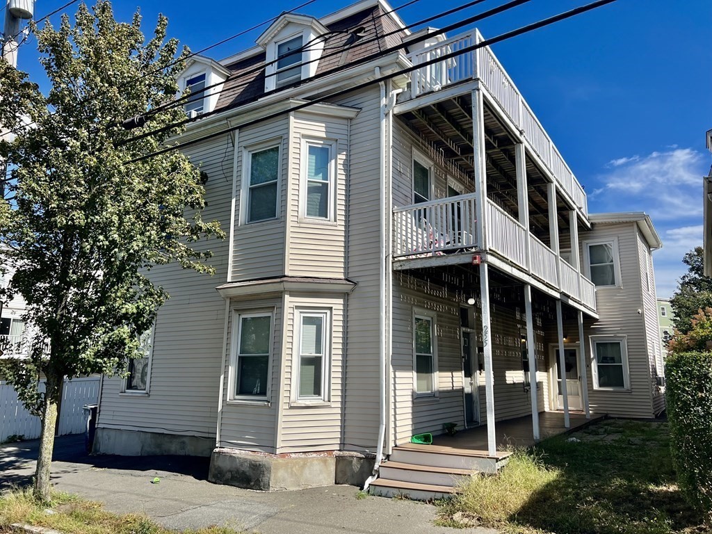 Salem Condo: 255 Jefferson Ave