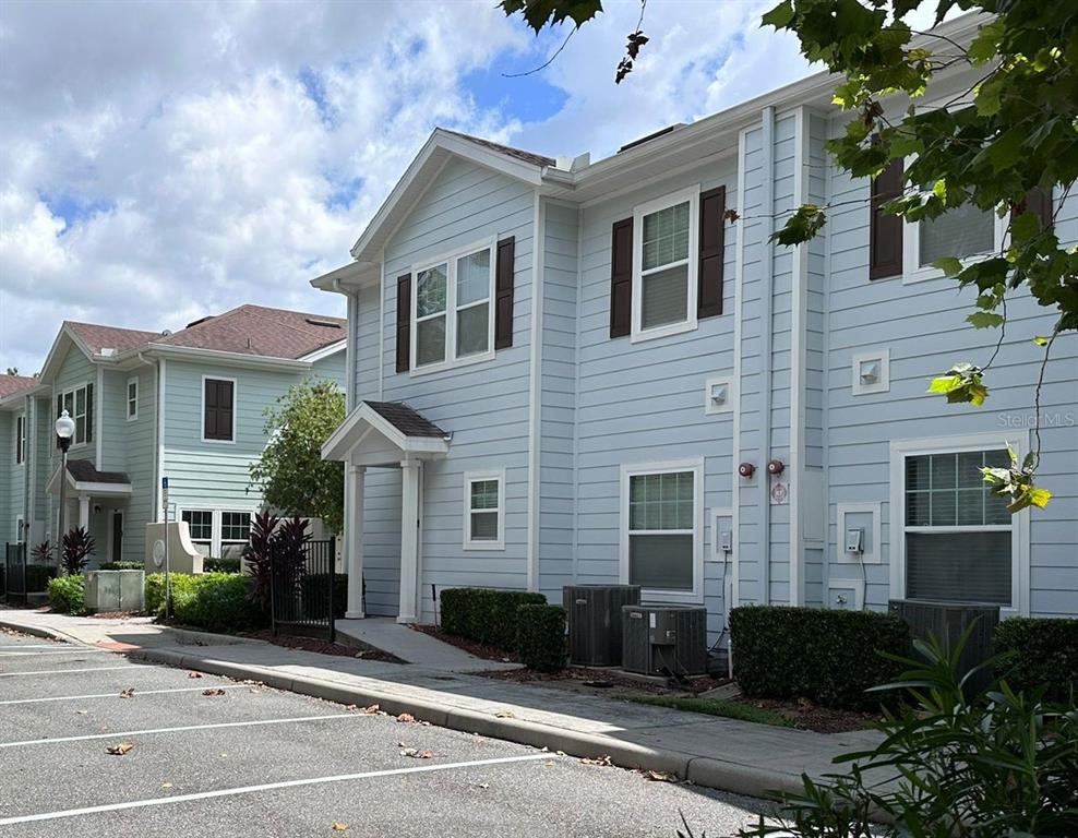 Kissimmee Condo: 5368 Diplomat Ct