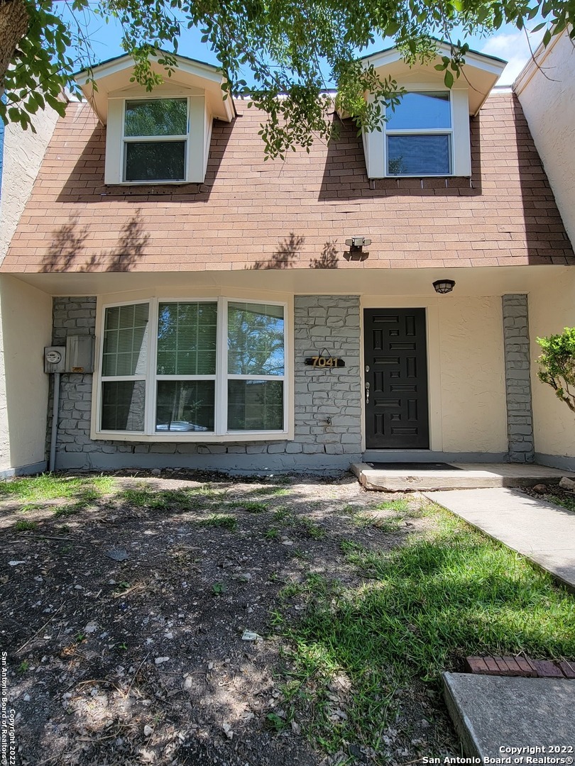 SAN ANTONIO Condo: 7041 Gln Mist