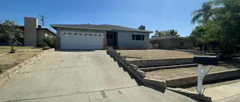 Bakersfield Condo: 2205 Avondale Dr