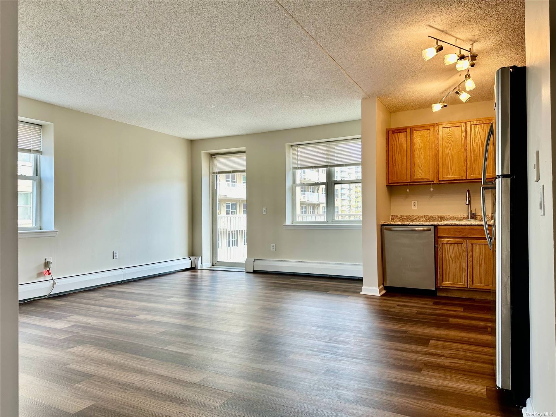 Rockaway Beach Condo: 260 Beach 81st St