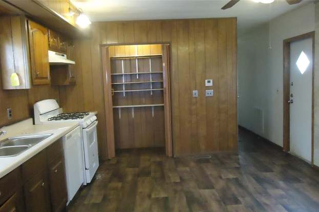 Highlands Condo: 106 Gossett St