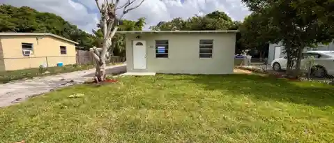 Pompano Beach Condo: 2425 NW 4th Ct