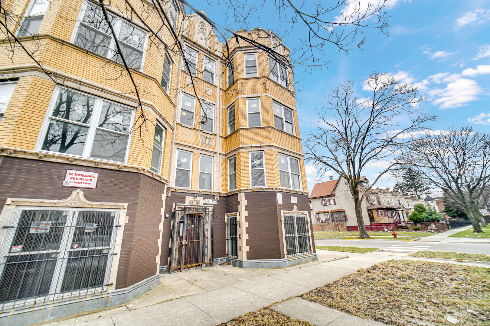 Chicago Condo: 5223 West Washington Boulevard,