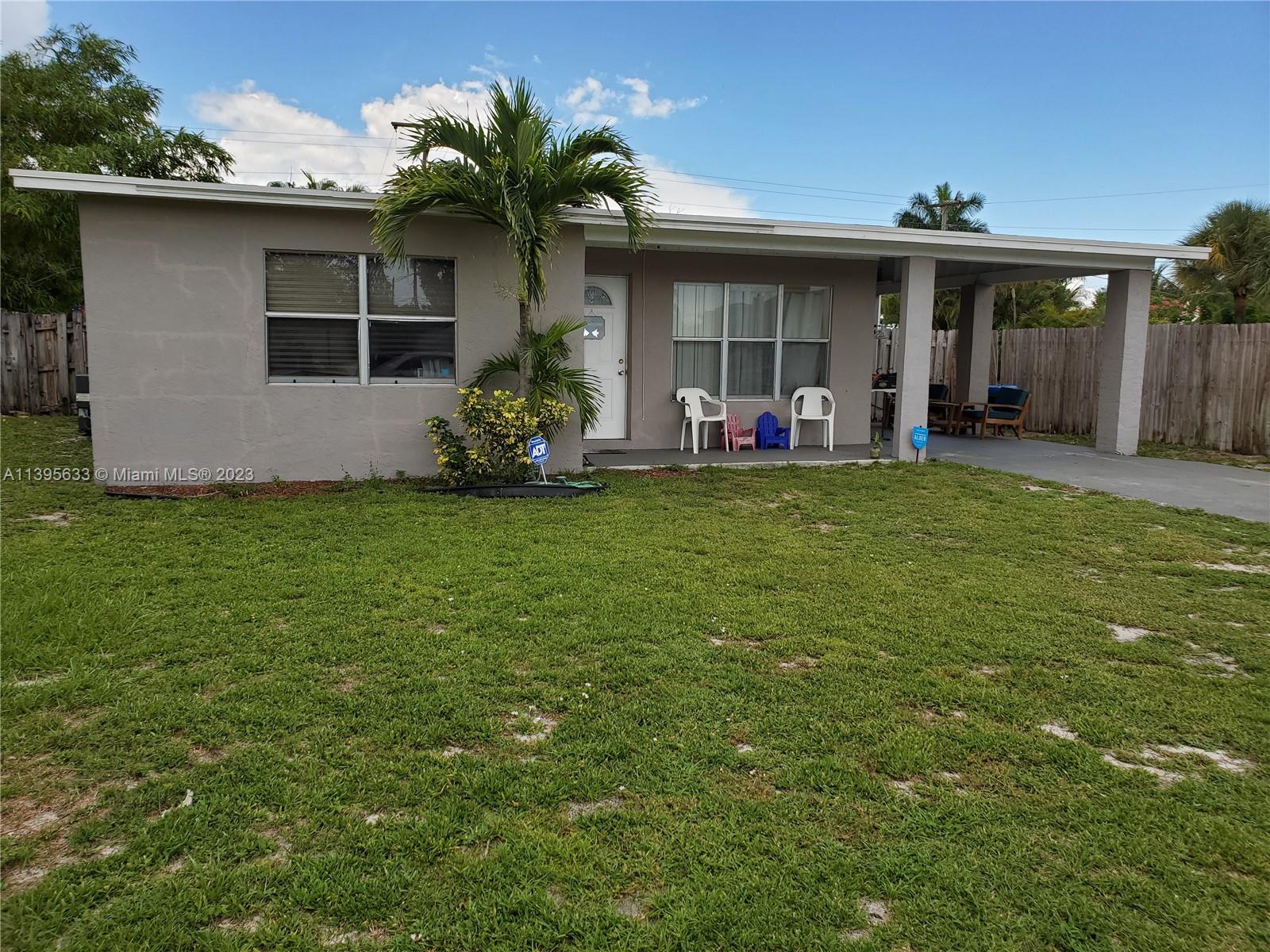 Lantana Condo: 811 South Broadway