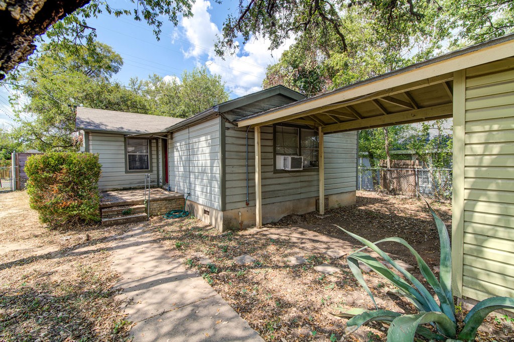 Austin Condo: 4908 Lynnwood St