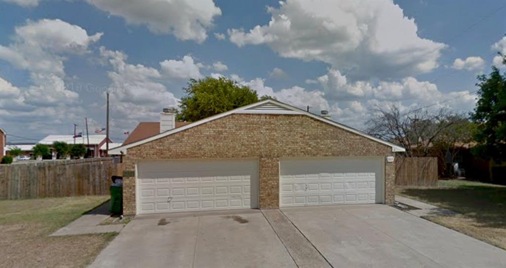 Red Oak Condo: 545 Canary Ln