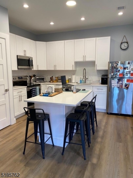 Berkeley Heights Condo: 391 Springfield Ave