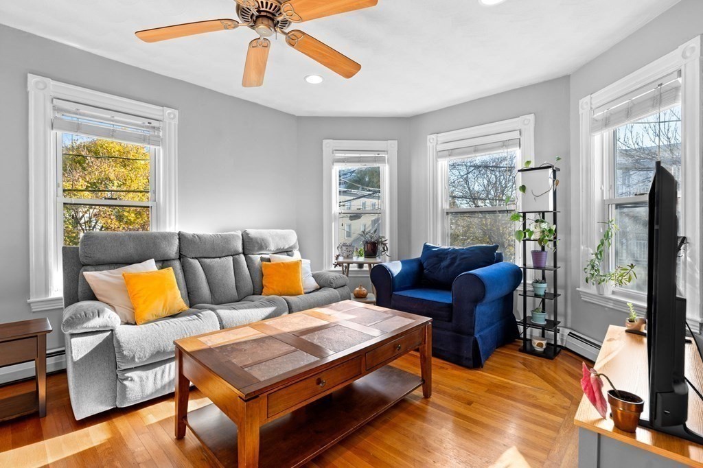 Somerville Condo: 64 Grant St