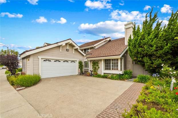 Irvine Condo: 15 Elderberry