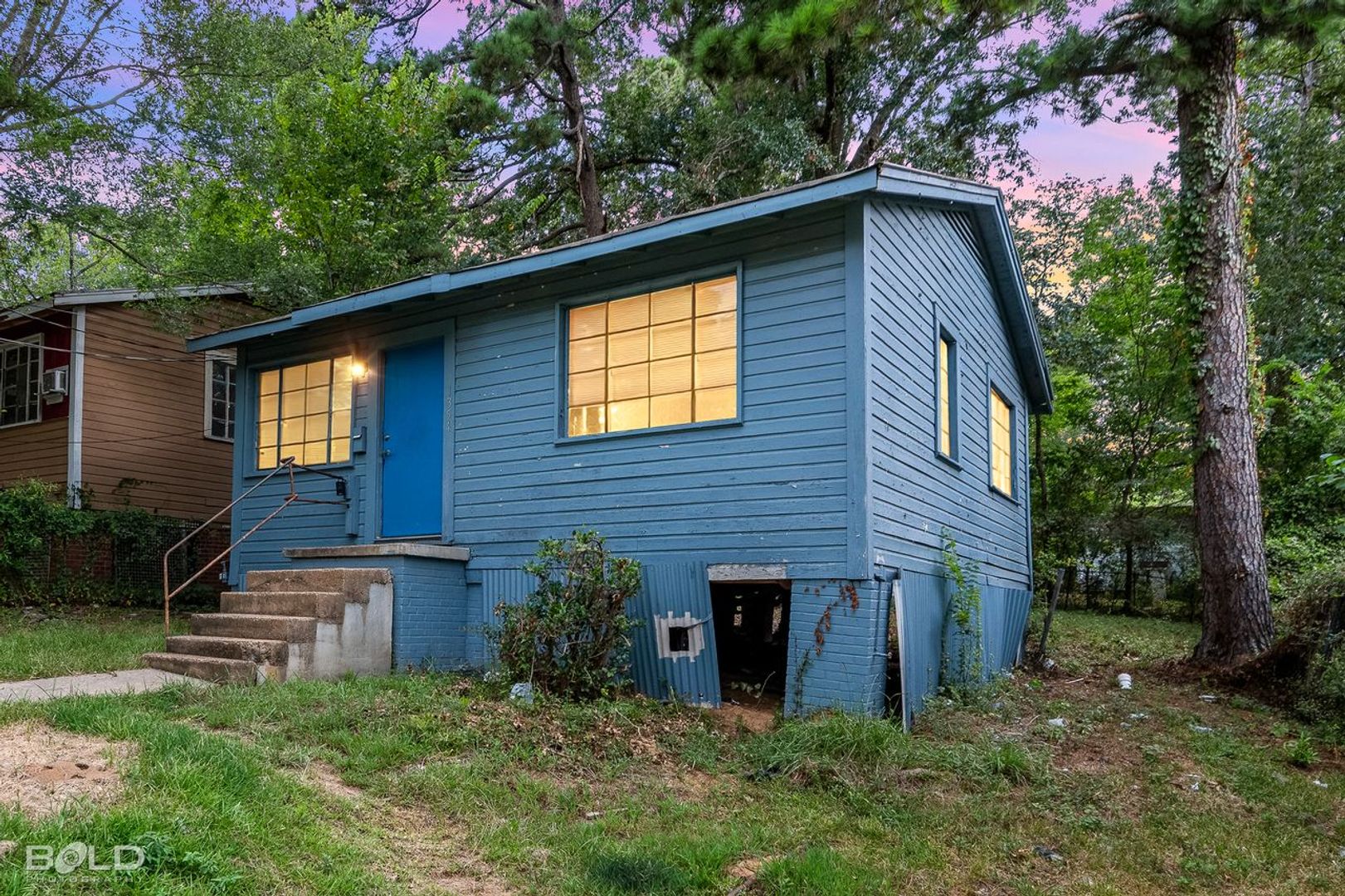 Shreveport House: 1354 Summers St