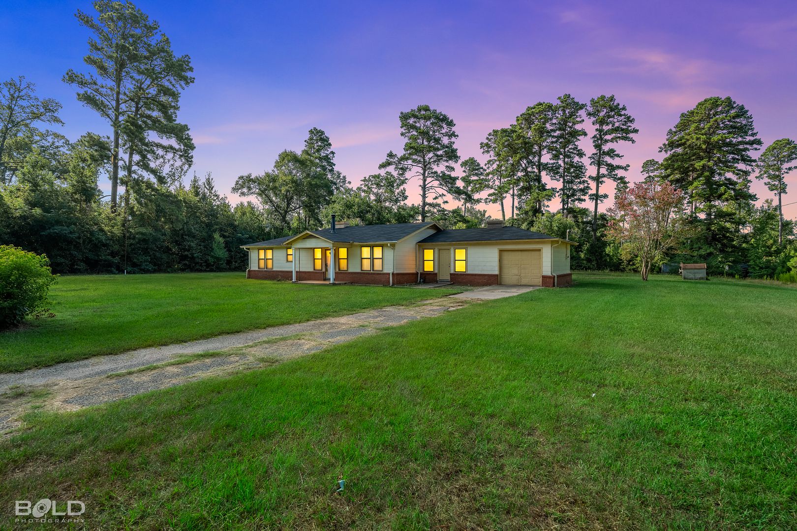 Shreveport House: 2903 Williamson Way