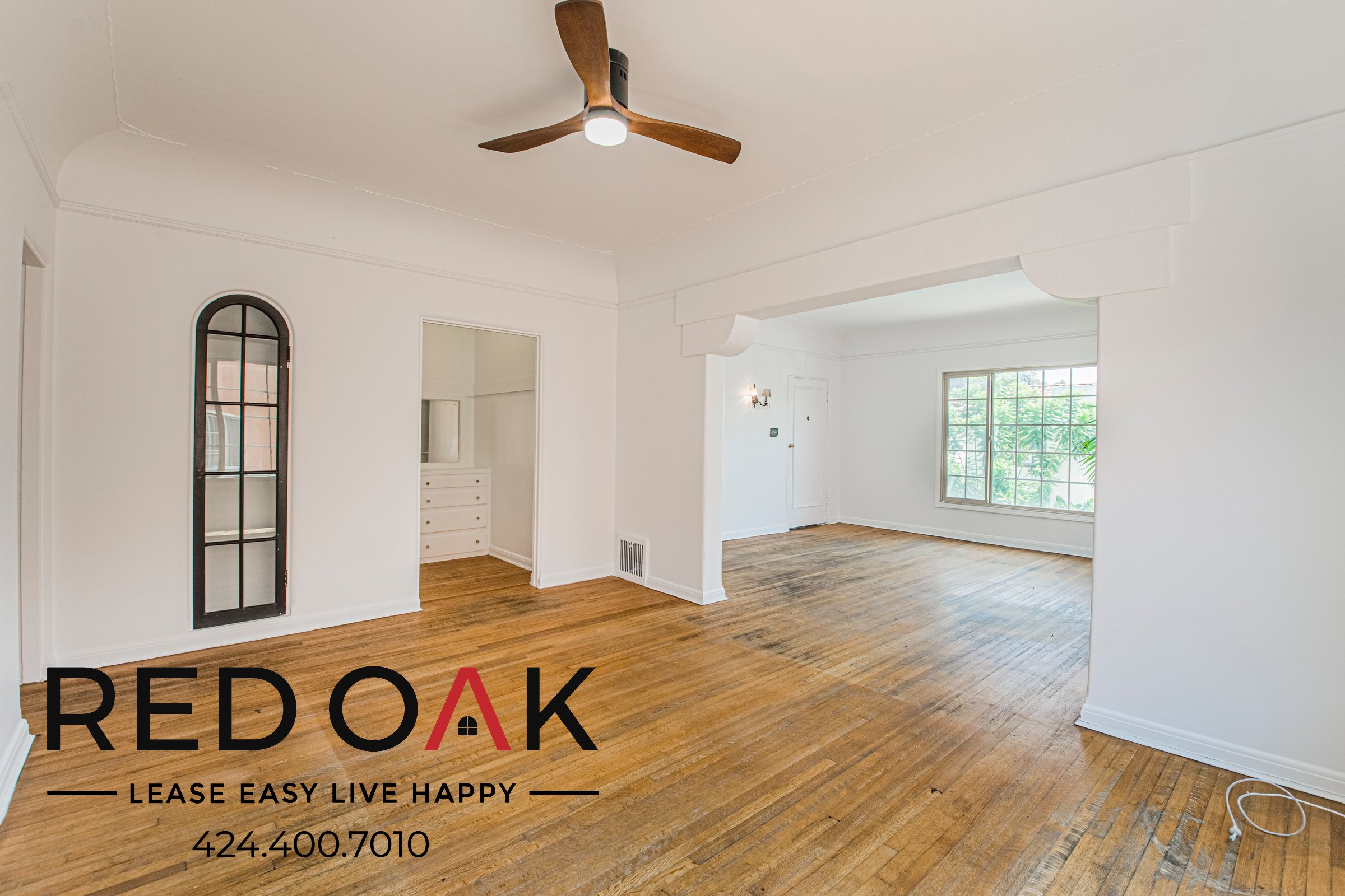 Los Angeles Condo: 119 South Edgemont Street