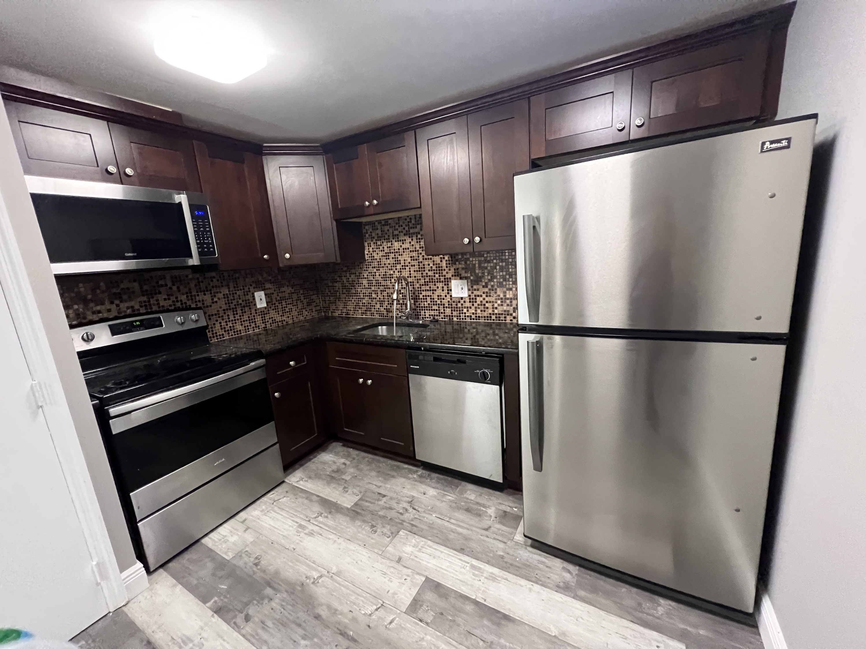 Lauderhill House: 4158 Inverrary Dr
