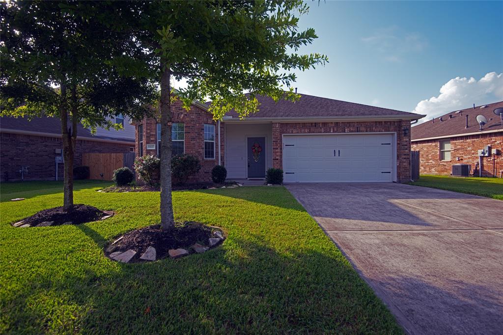 Dickinson Condo: 6617 Hawkins Hill Ln