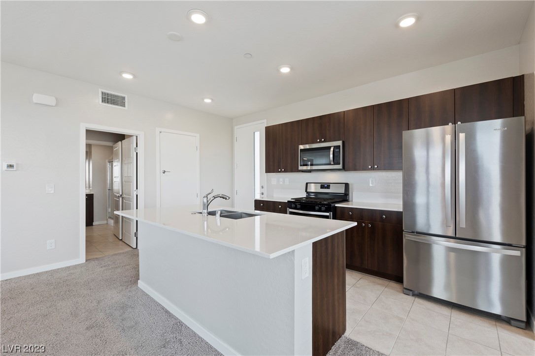 Las Vegas Condo: 11238 Essence Point Ave