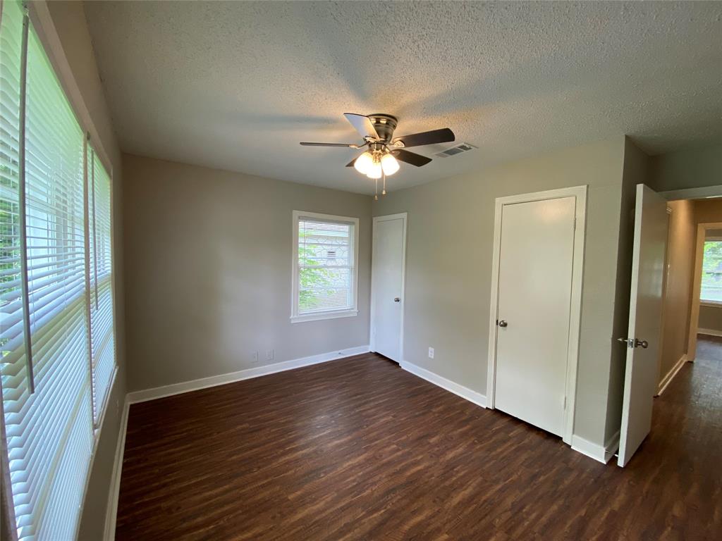 HOUSTON Condo: 5110 Bataan Rd