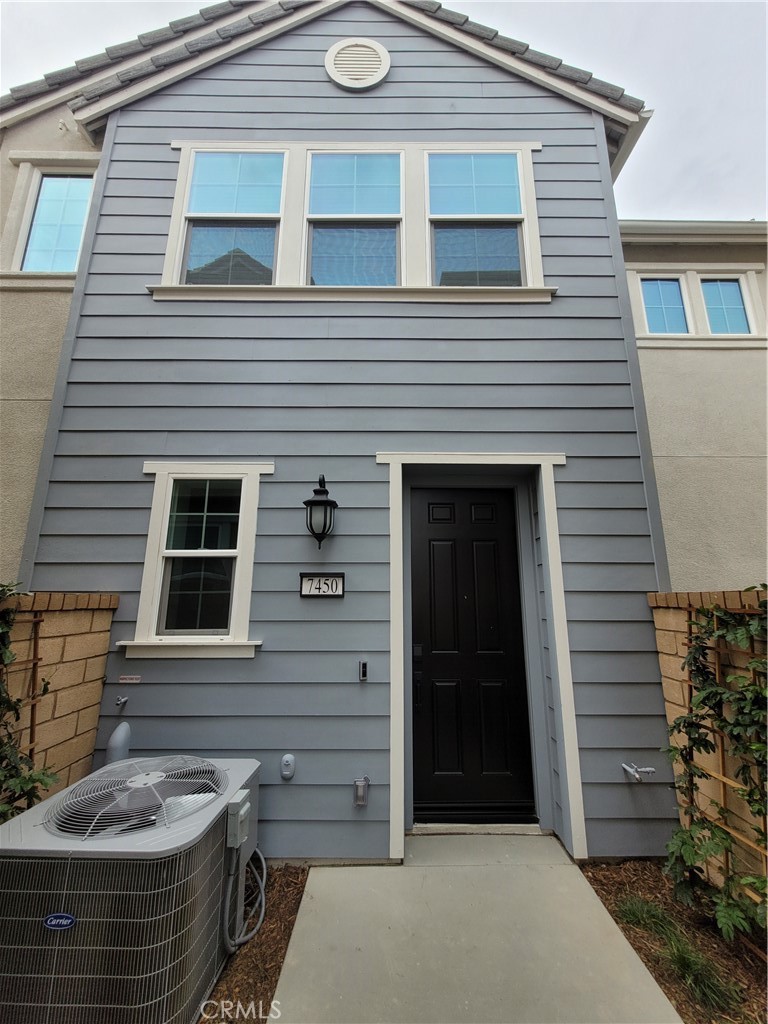 Chino Condo: 7450 DESERT HOLLY ST