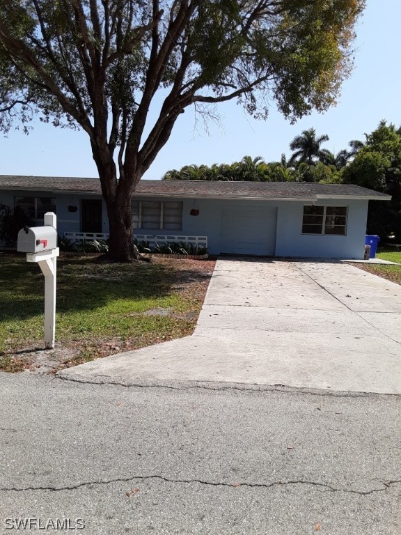 Fort Myers Condo: 1242 CARLENE AVE