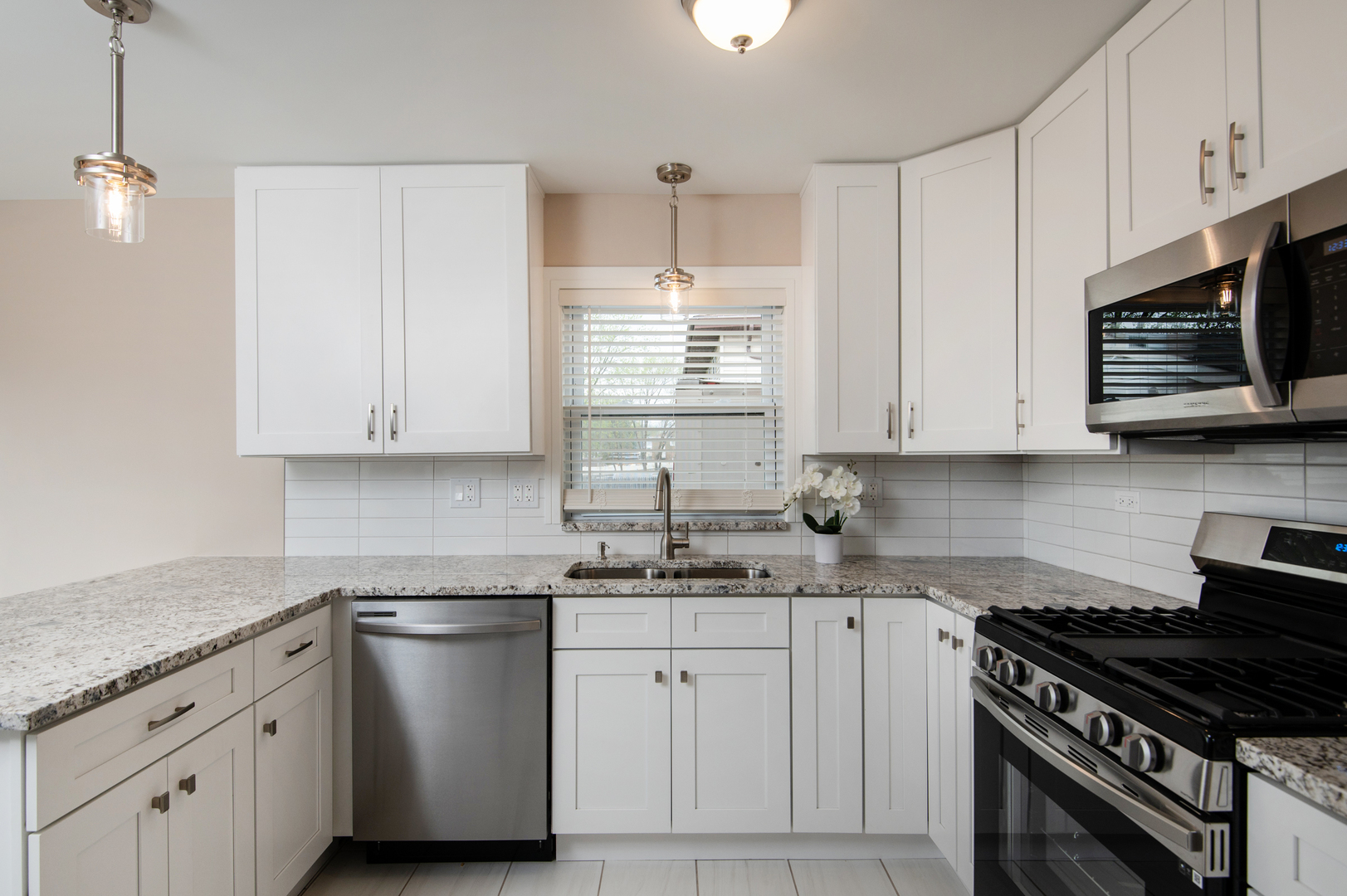 Justice Condo: 8729 West 73rd Pl
