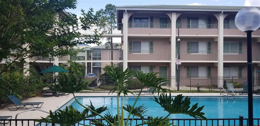 Altamonte Springs Condo: 136 Blue Pointe Way