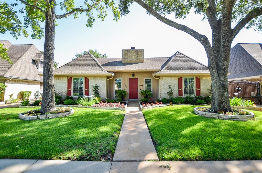 Sugar Land Condo: 2915 Edgewood Dr