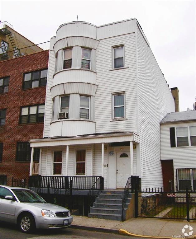 bronx Condo: 1174 Forest ave