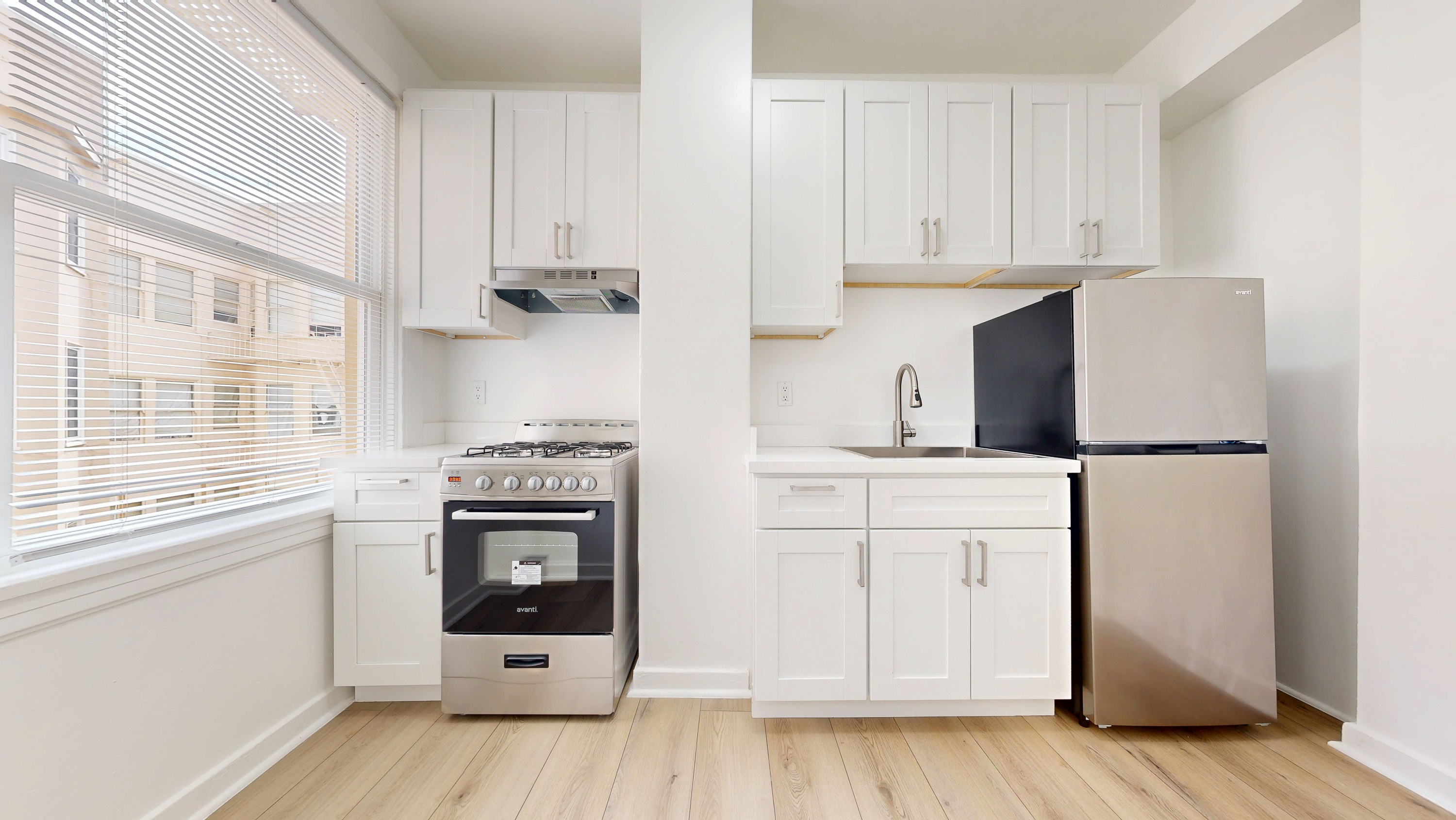 San Francisco Condo: 507 Taylor St