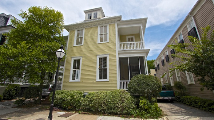 Pet Friendly for Rent in Charleston