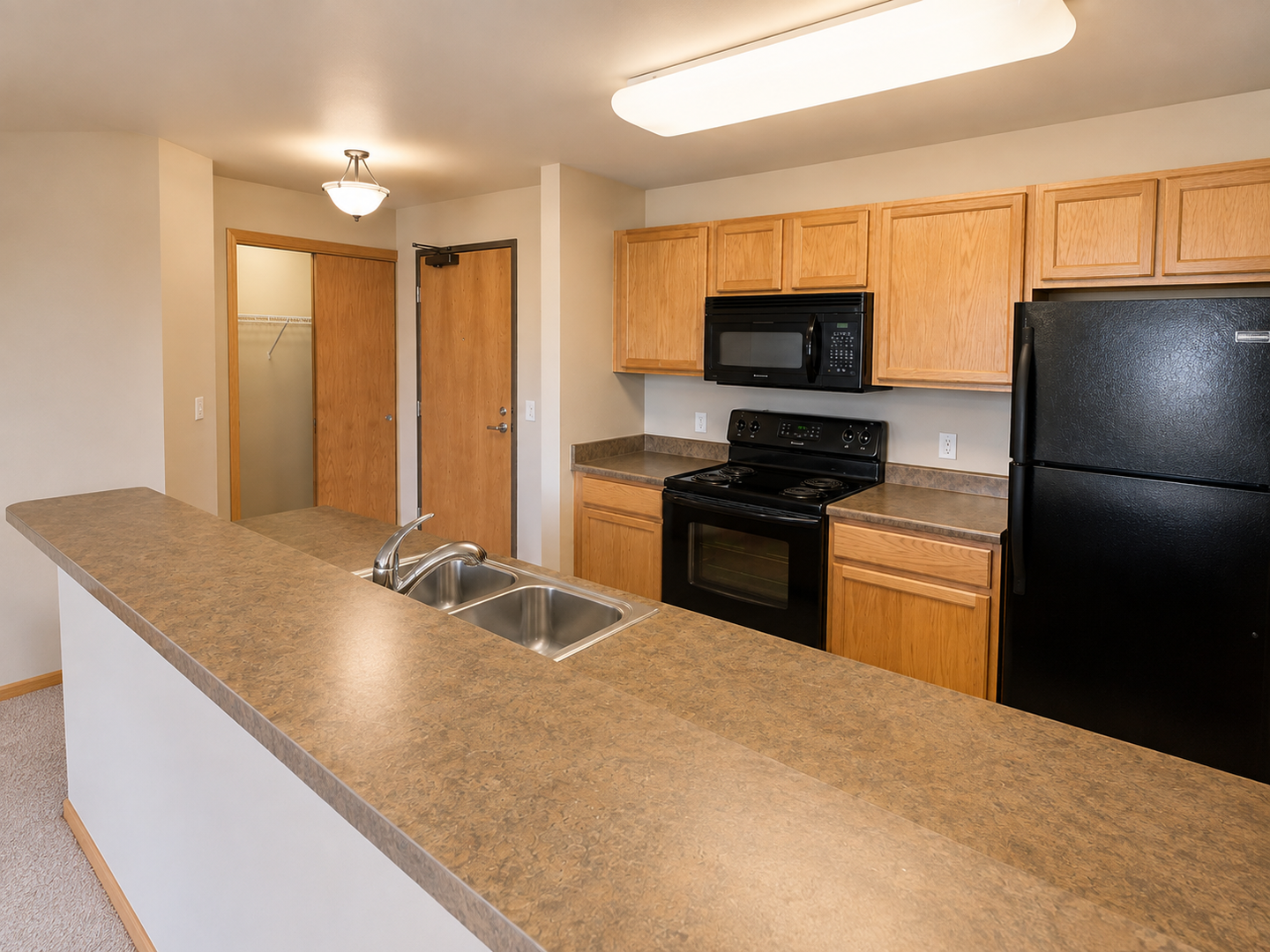Sun Prairie Apartment: 188 Cannery Pl