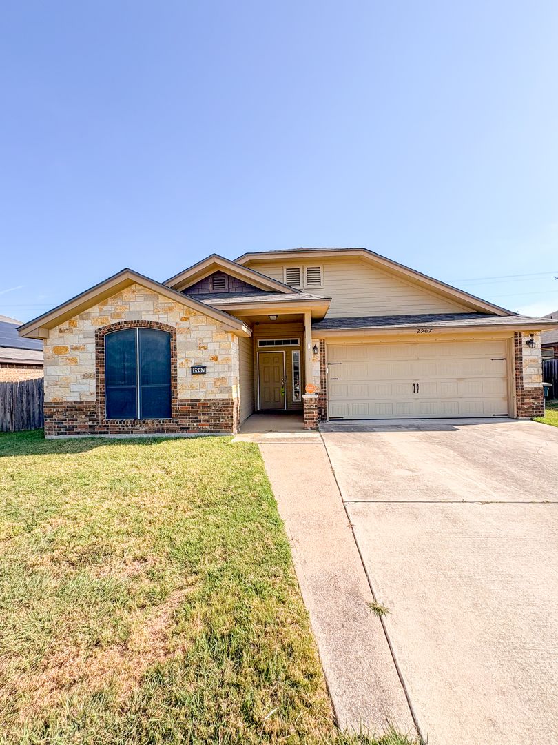 Killeen House: 2907 Montague County Dr