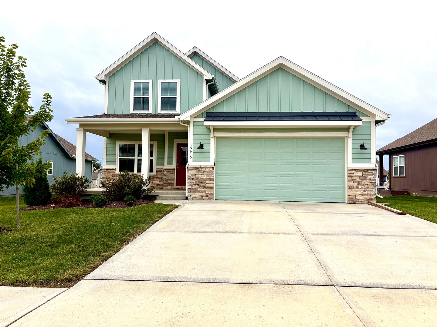 Spring Hill House: 19615 199th Terr
